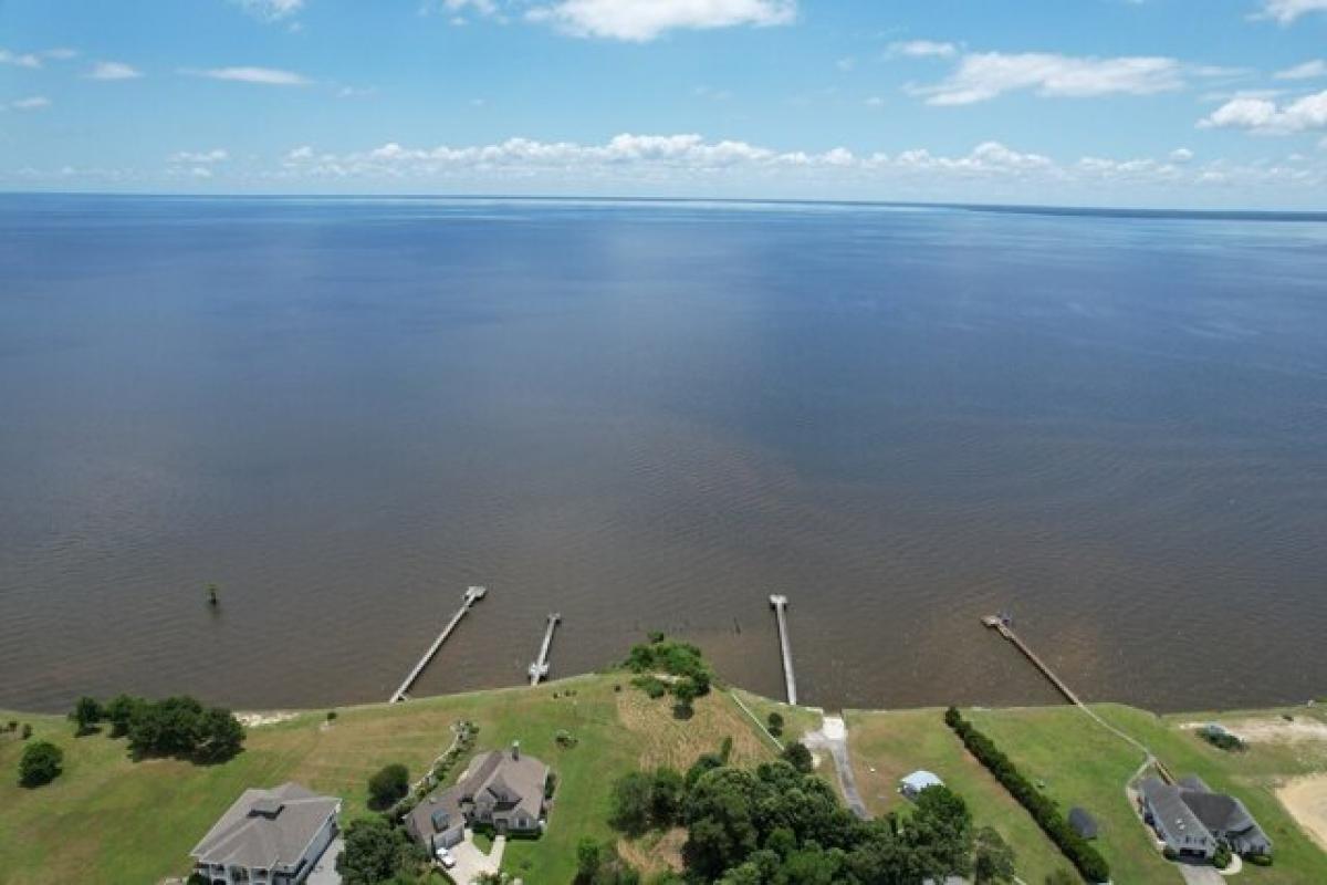 Picture of Residential Land For Sale in Edenton, North Carolina, United States