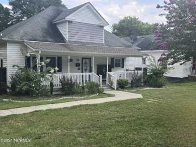 Home For Sale in Hamlet, North Carolina