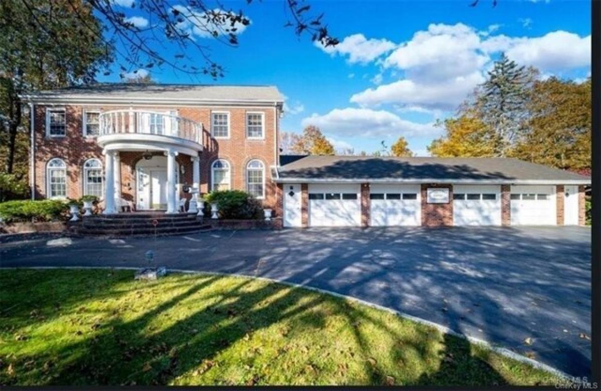 Picture of Home For Sale in Monticello, New York, United States