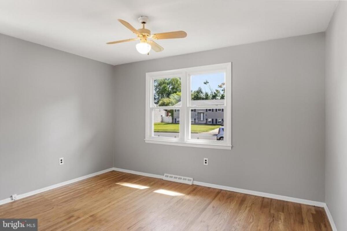 Picture of Home For Sale in Clementon, New Jersey, United States