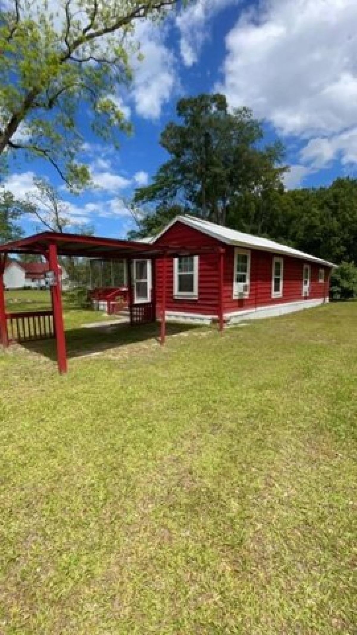 Picture of Home For Sale in Adel, Georgia, United States