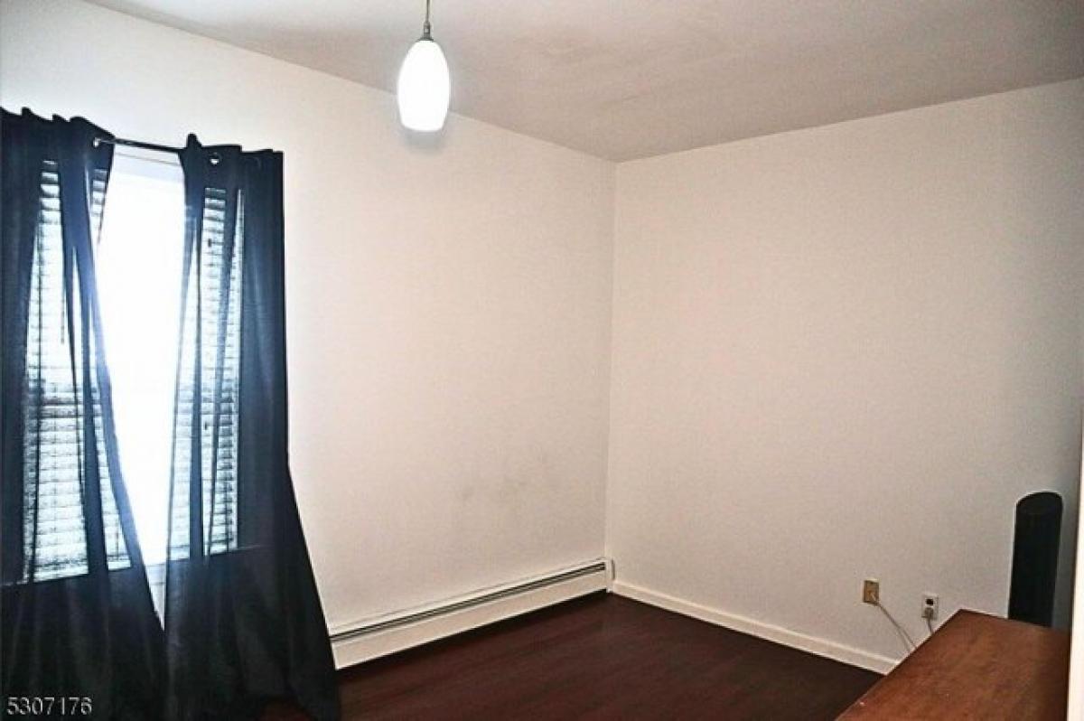 Picture of Apartment For Rent in Clifton, New Jersey, United States