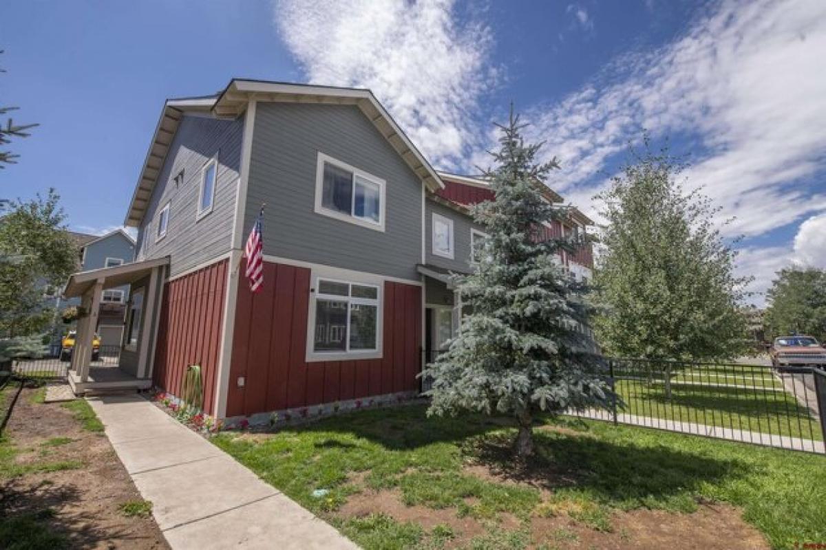 Picture of Home For Sale in Gunnison, Colorado, United States