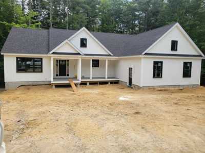 Home For Sale in Alton, New Hampshire