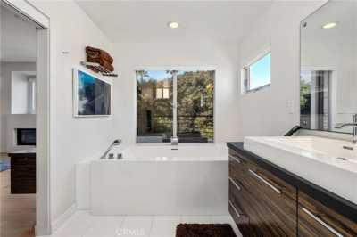 Home For Sale in Hermosa Beach, California