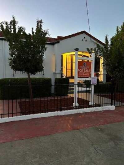 Home For Sale in San Leandro, California