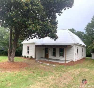 Home For Sale in Hull, Georgia