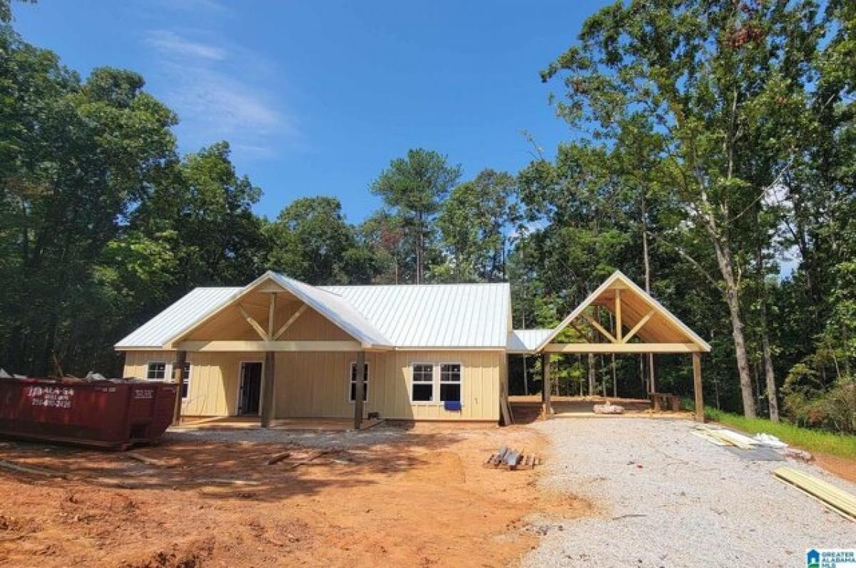 Picture of Home For Sale in Wedowee, Alabama, United States