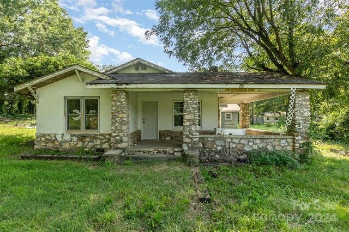 Picture of Home For Sale in Kings Mountain, North Carolina, United States