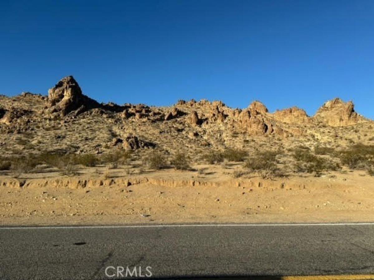 Picture of Residential Land For Sale in Lucerne Valley, California, United States