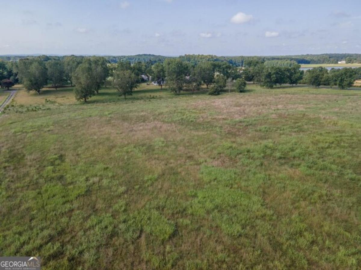 Picture of Residential Land For Sale in Williamson, Georgia, United States