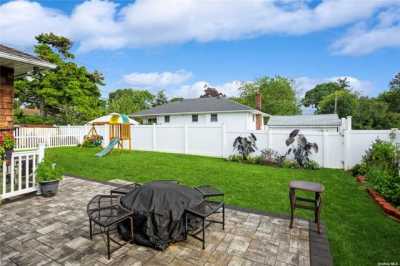 Home For Sale in Islip Terrace, New York