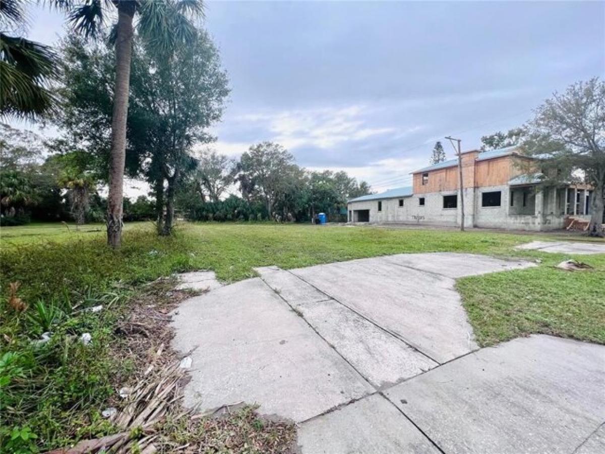 Picture of Residential Land For Sale in Saint Petersburg, Florida, United States