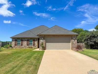 Home For Sale in Tatum, Texas