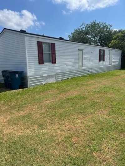 Home For Sale in Woodsboro, Texas