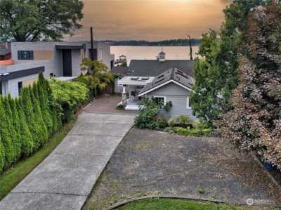 Home For Sale in Lake Stevens, Washington