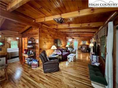 Home For Sale in Sugar Grove, North Carolina