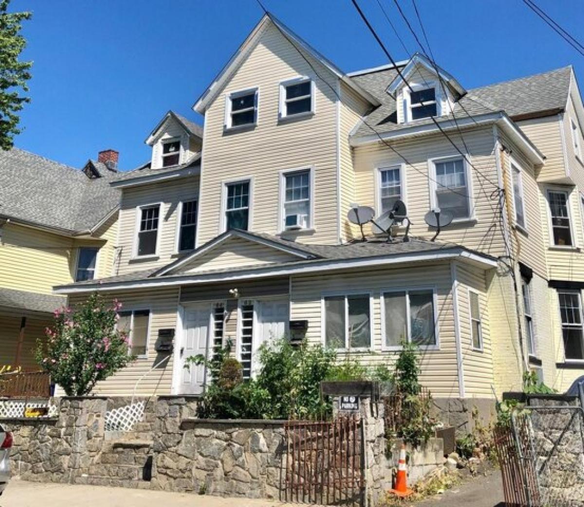 Picture of Home For Rent in Bridgeport, Connecticut, United States