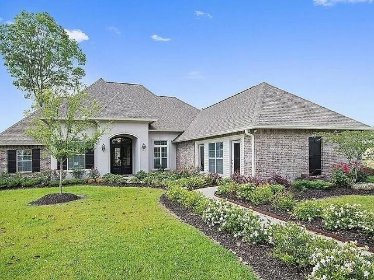 Picture of Home For Sale in Prairieville, Louisiana, United States