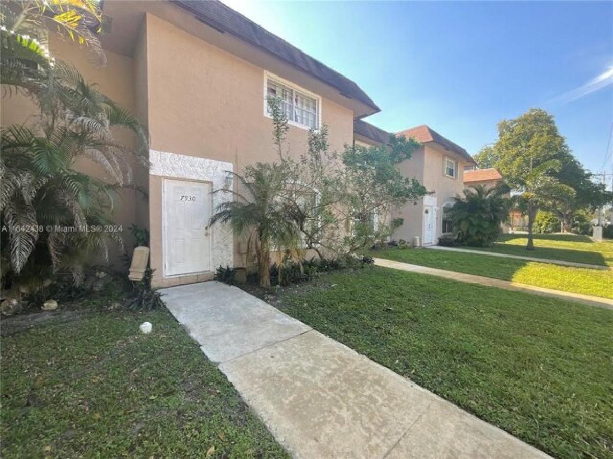 Picture of Home For Sale in North Lauderdale, Florida, United States