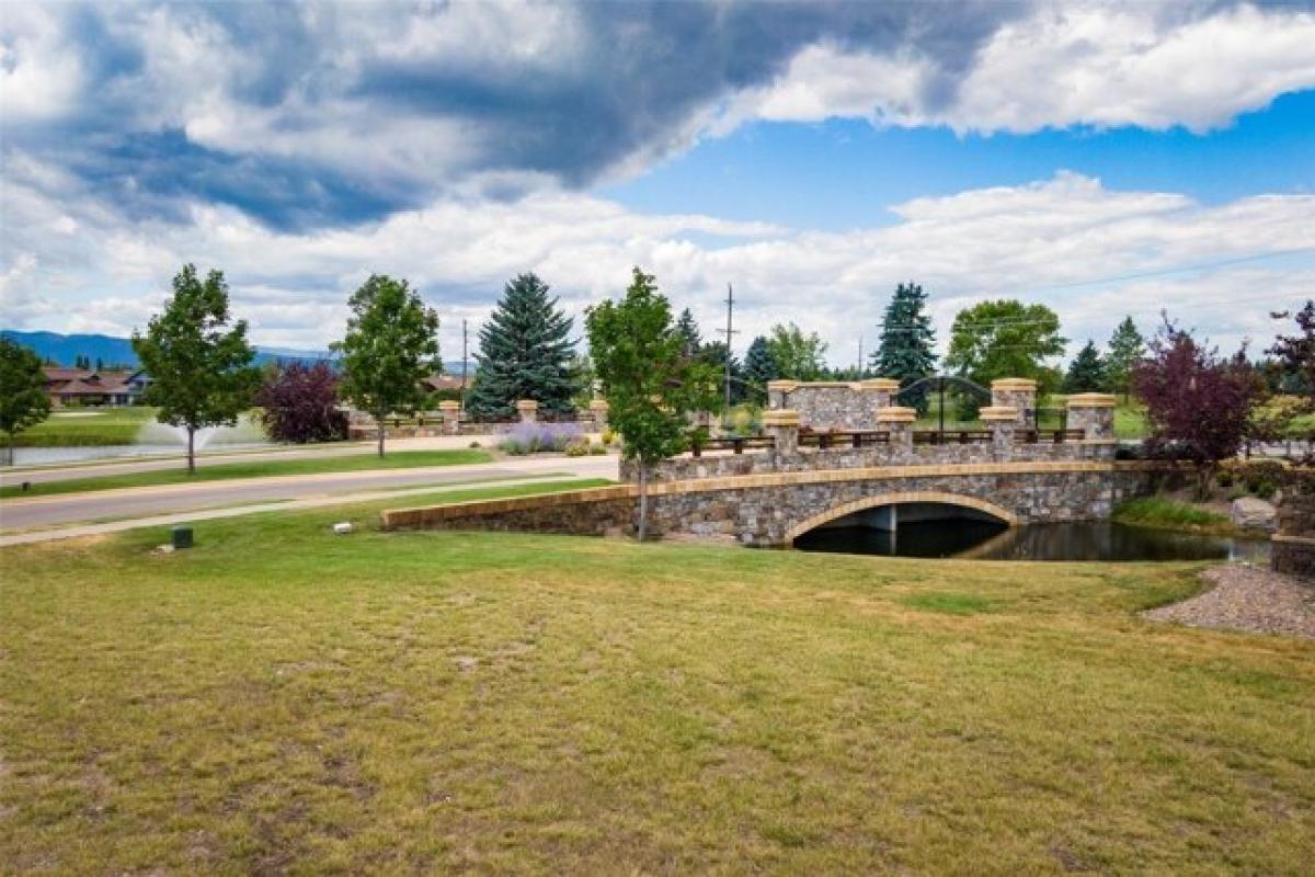 Picture of Residential Land For Sale in Bigfork, Montana, United States