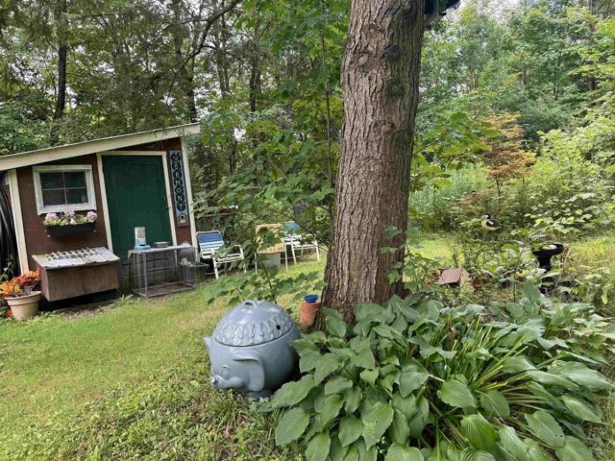 Picture of Home For Sale in Poultney, Vermont, United States