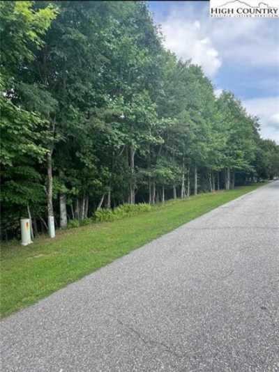 Residential Land For Sale in Deep Gap, North Carolina