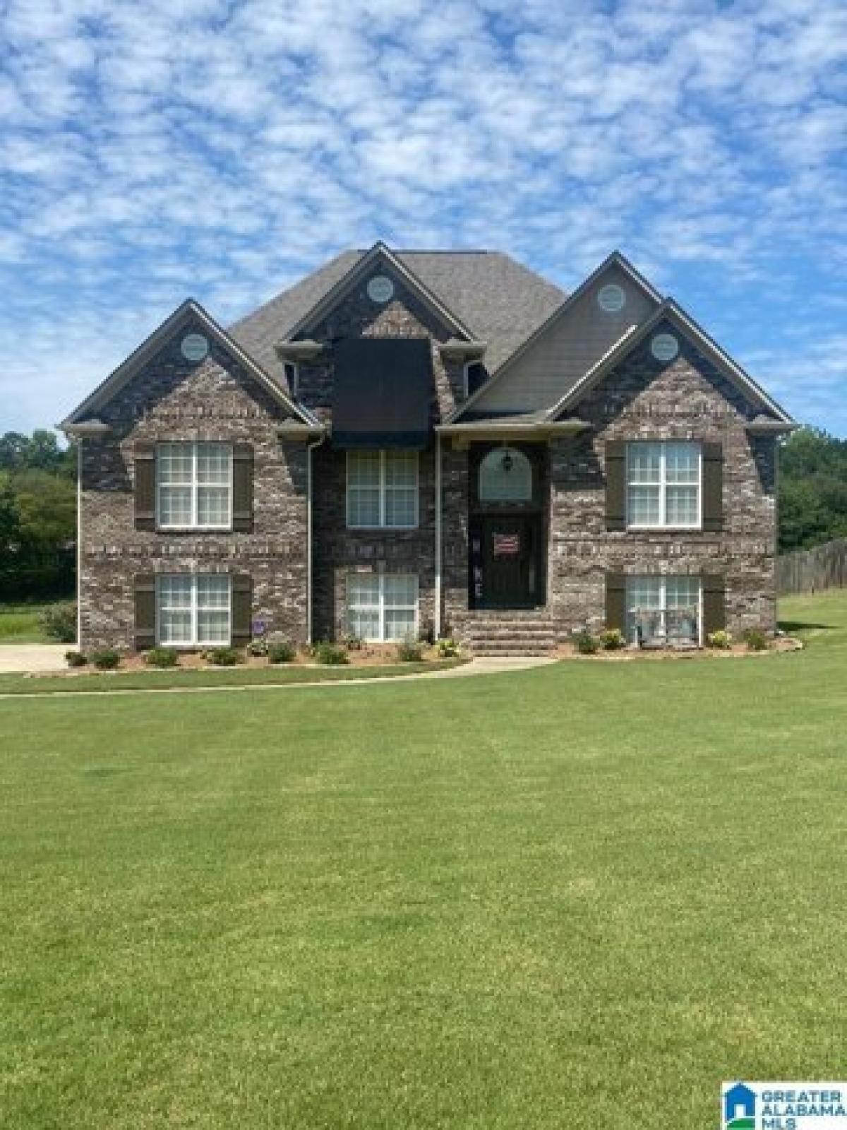 Picture of Home For Sale in Springville, Alabama, United States