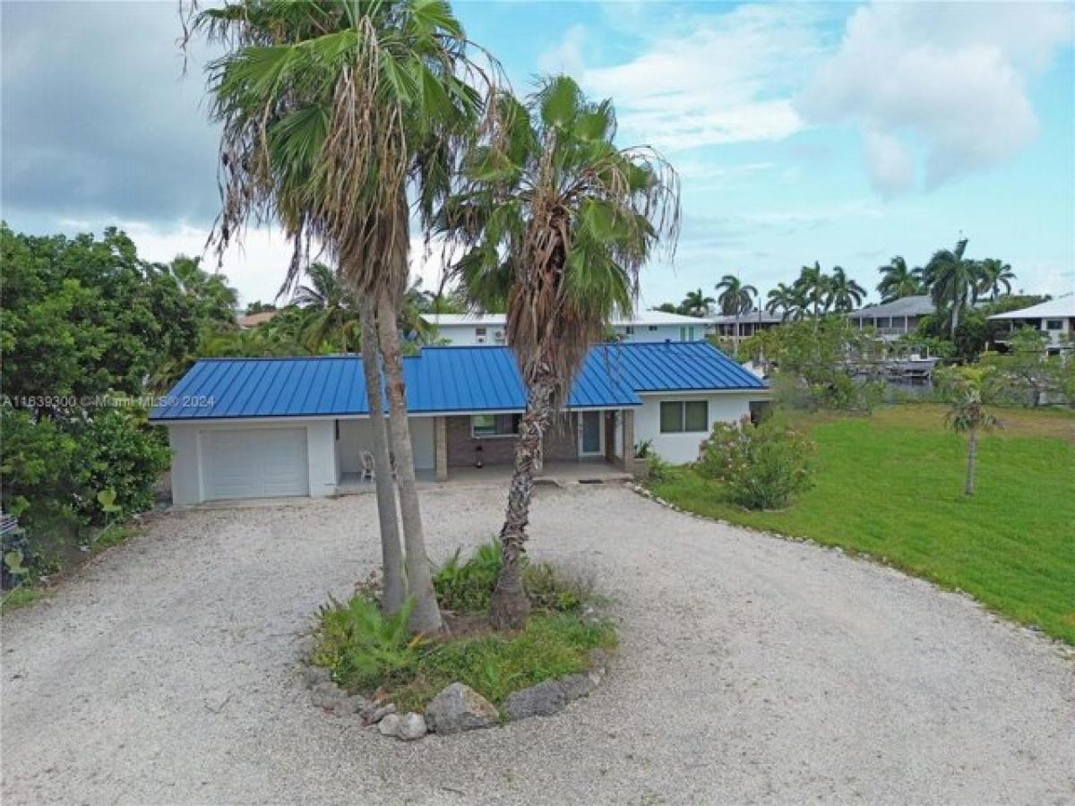 Picture of Home For Sale in Big Pine Key, Florida, United States