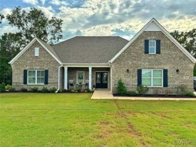 Home For Sale in Wetumpka, Alabama