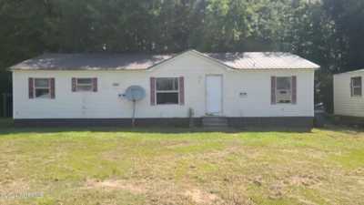 Home For Sale in Whiteville, North Carolina