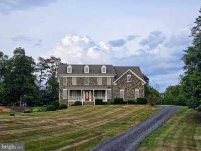 Home For Sale in Front Royal, Virginia