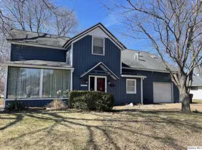 Home For Sale in Quincy, Illinois