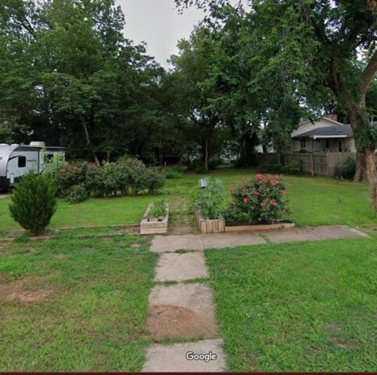 Picture of Residential Land For Sale in Ponca City, Oklahoma, United States