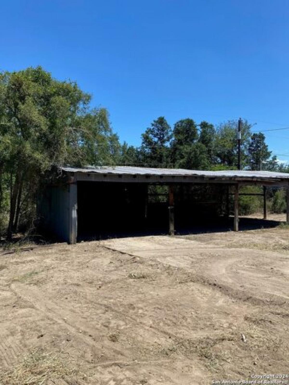 Picture of Home For Sale in Center Point, Texas, United States