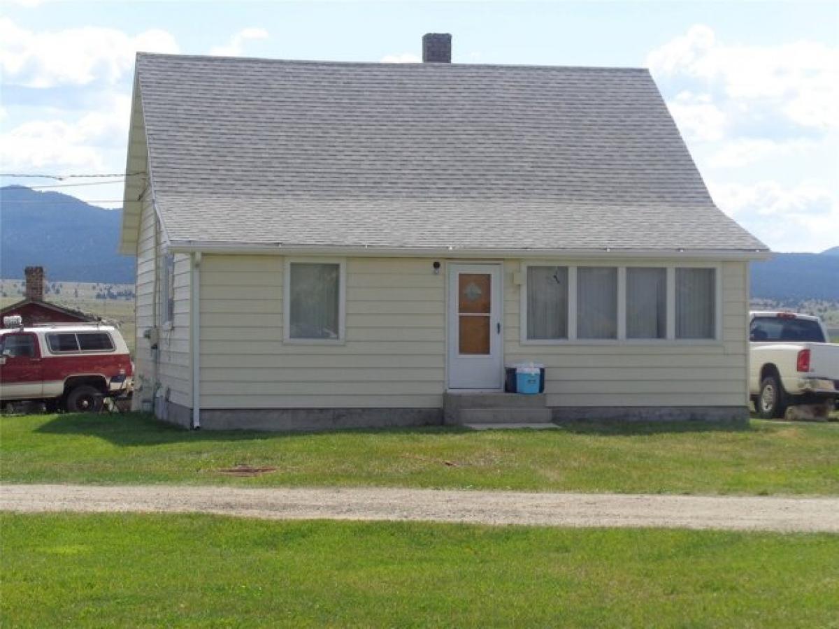 Picture of Home For Sale in Anaconda, Montana, United States