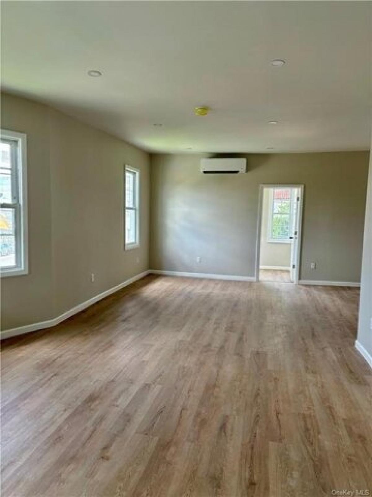 Picture of Home For Rent in Mount Vernon, New York, United States