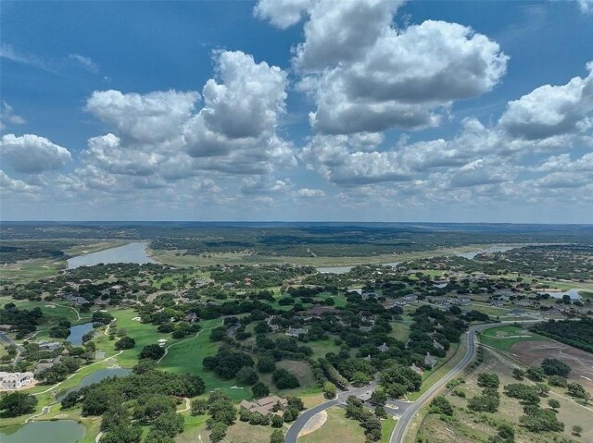 Picture of Residential Land For Sale in Spicewood, Texas, United States