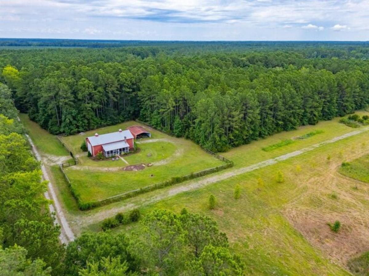 Picture of Residential Land For Sale in Moncks Corner, South Carolina, United States