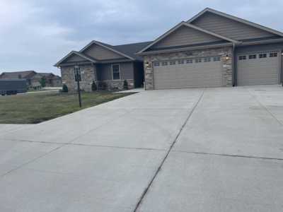 Home For Sale in Demotte, Indiana