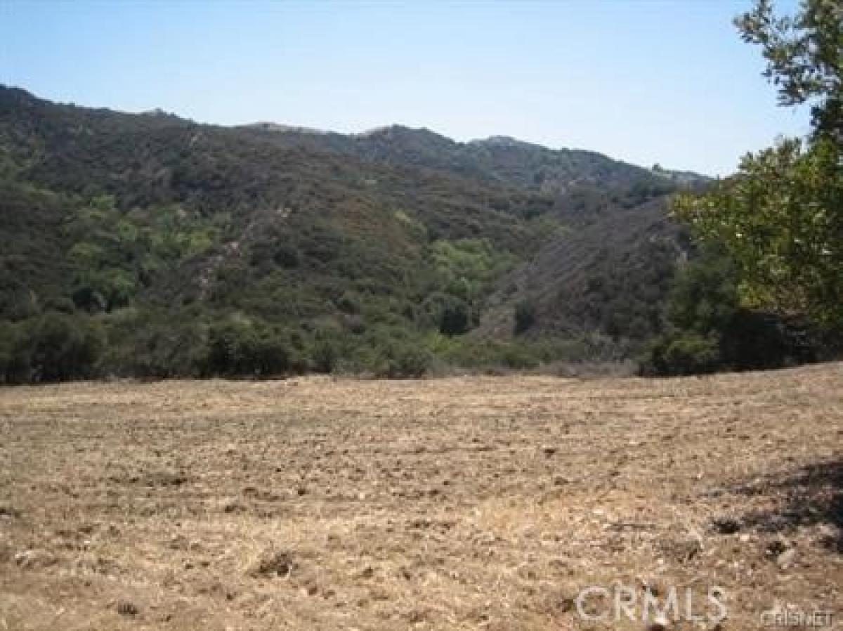 Picture of Residential Land For Sale in Calabasas, California, United States