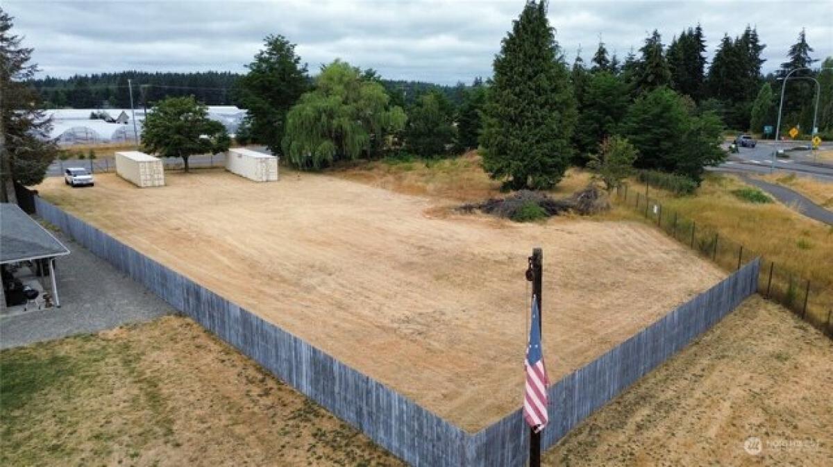 Picture of Residential Land For Sale in Yelm, Washington, United States