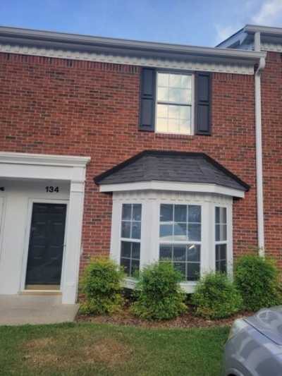 Home For Sale in Ashland City, Tennessee