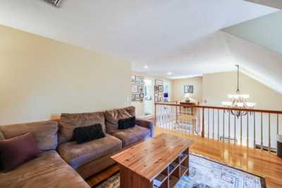 Home For Sale in Cotuit, Massachusetts