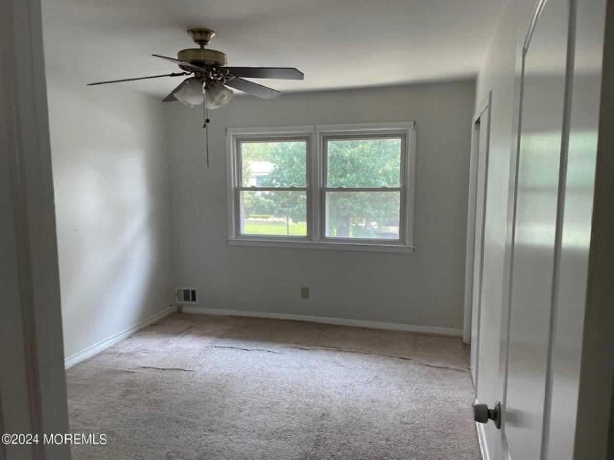 Picture of Home For Rent in Eatontown, New Jersey, United States