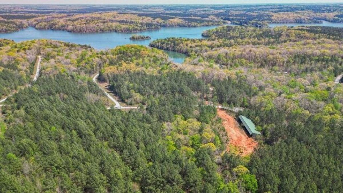 Picture of Residential Land For Sale in Elberton, Georgia, United States