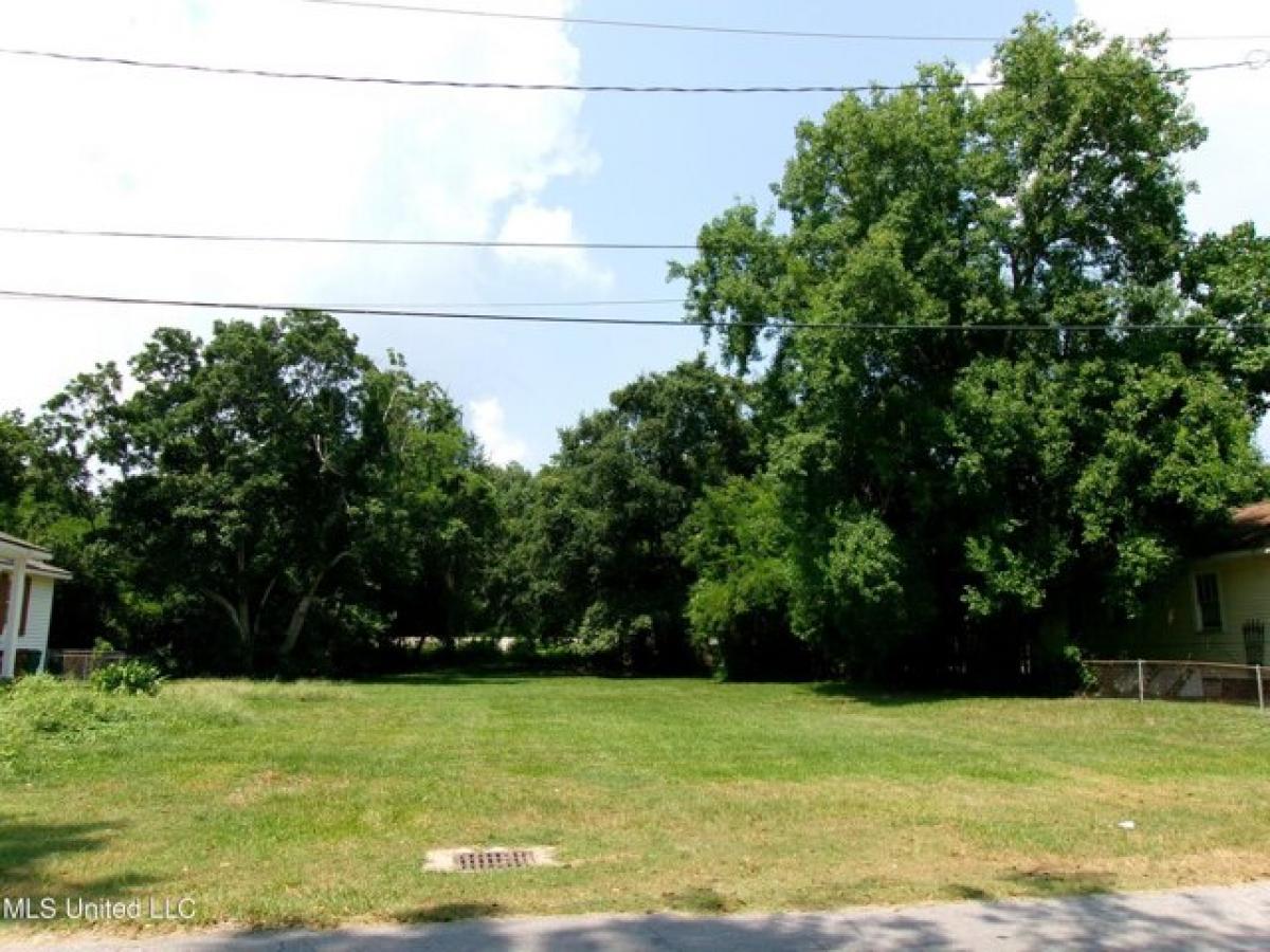 Picture of Residential Land For Sale in Biloxi, Mississippi, United States