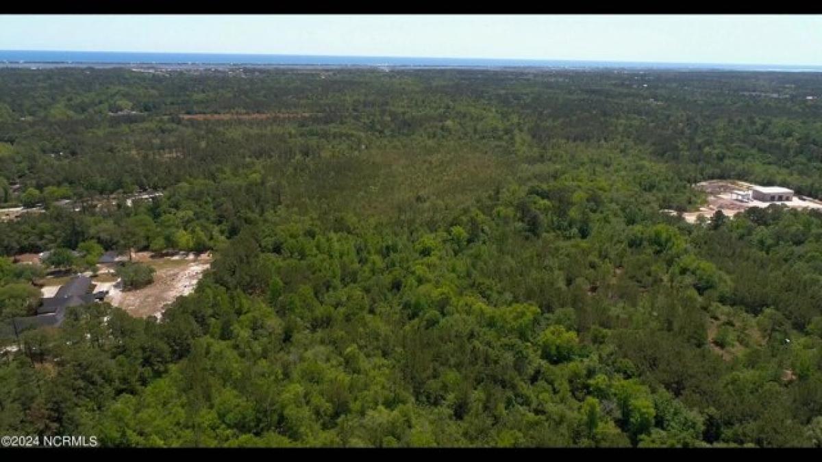 Picture of Residential Land For Sale in Hampstead, North Carolina, United States