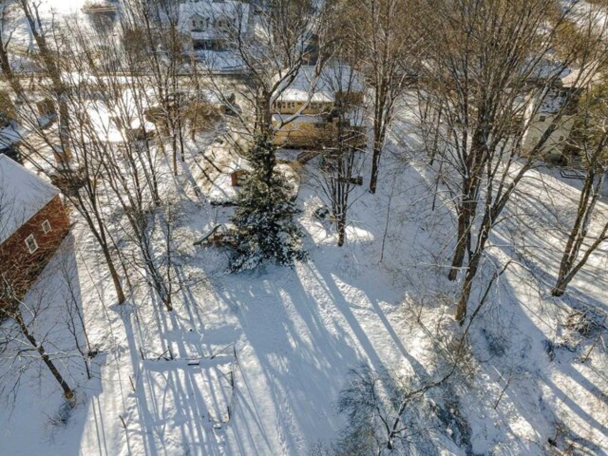 Picture of Home For Sale in Putney, Vermont, United States