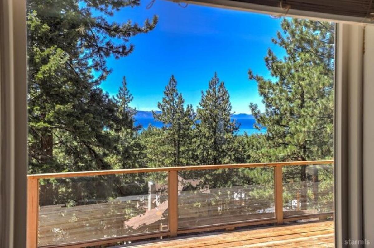 Picture of Home For Sale in Zephyr Cove, Nevada, United States